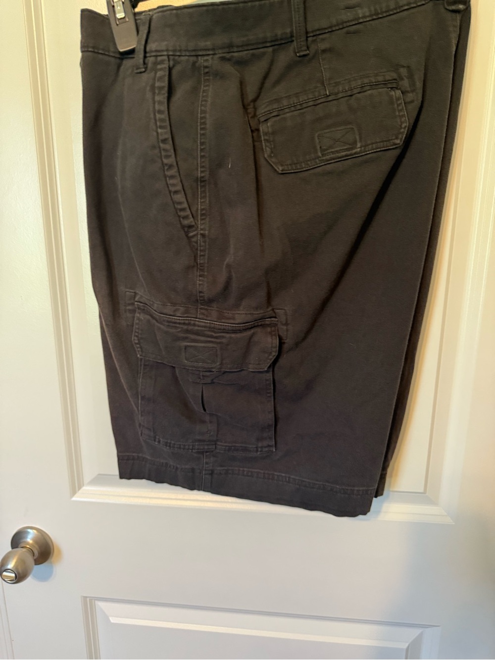 Roundtree & Yorke Men's Charcoal Cargo Shorts